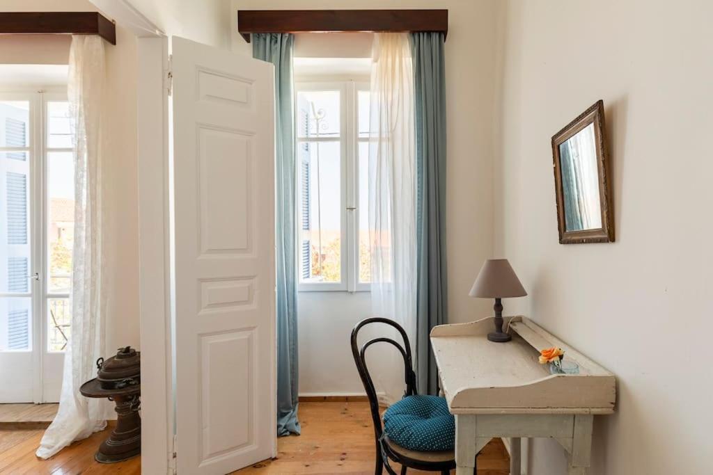 Traditional House At Koroni Near Beach Exterior foto